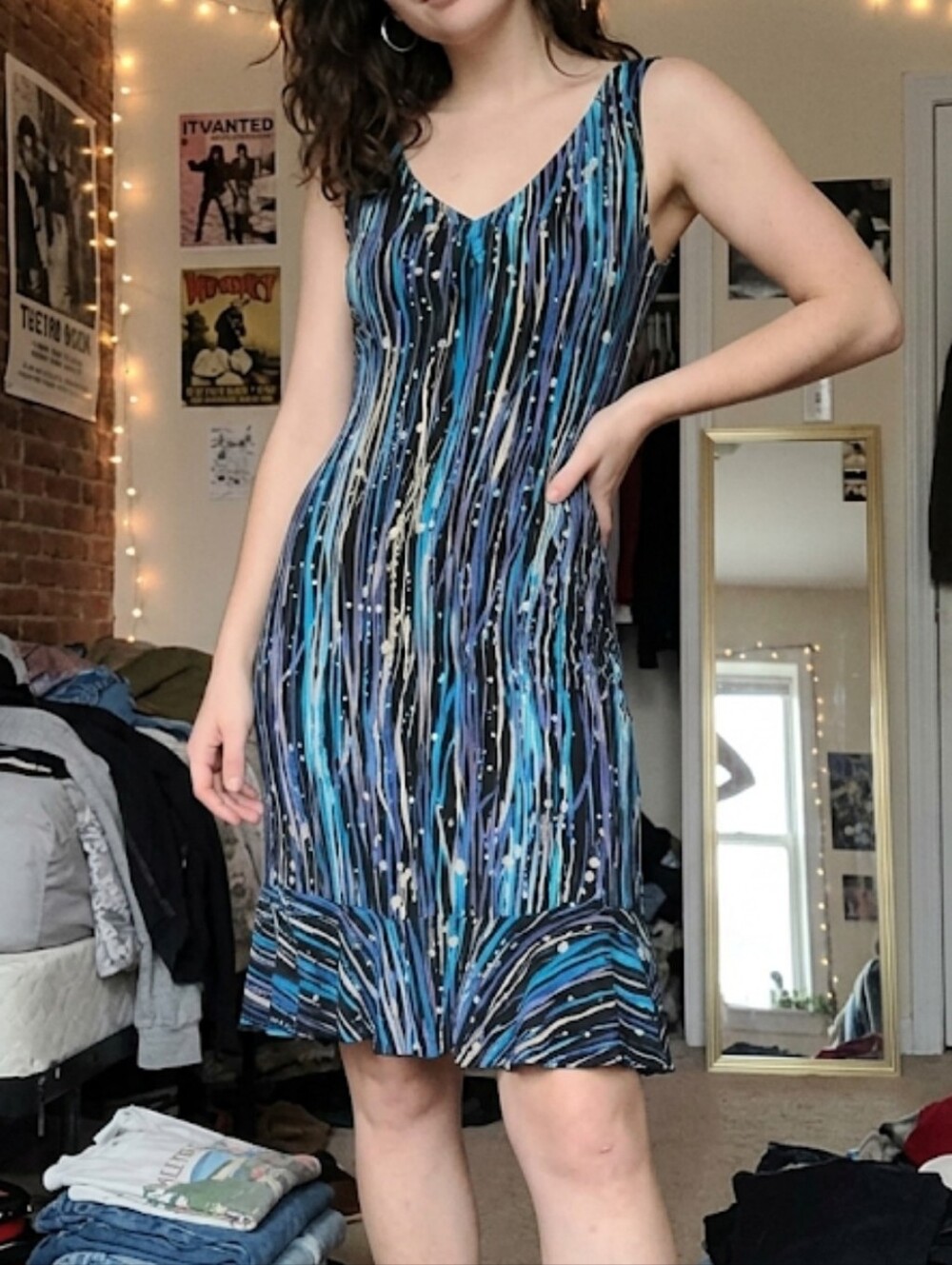 Vintage 90s Dress Vizio Size Medium Ruffel Hem Abstract Artsy Sleeveless V-neck